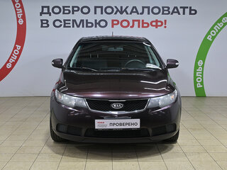 2010 Kia Cerato 5-speed II, красный, 565000 рублей, вид 2