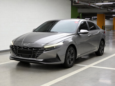 2022 Hyundai Avante VII, серый, 1610000 рублей, вид 1
