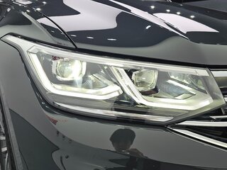 2021 Volkswagen Tiguan II Рестайлинг, серый, 2850000 рублей, вид 3