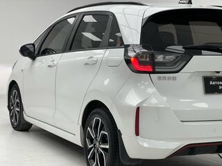 2022 Honda Life Crosstar VI, белый, 1400000 рублей, вид 3