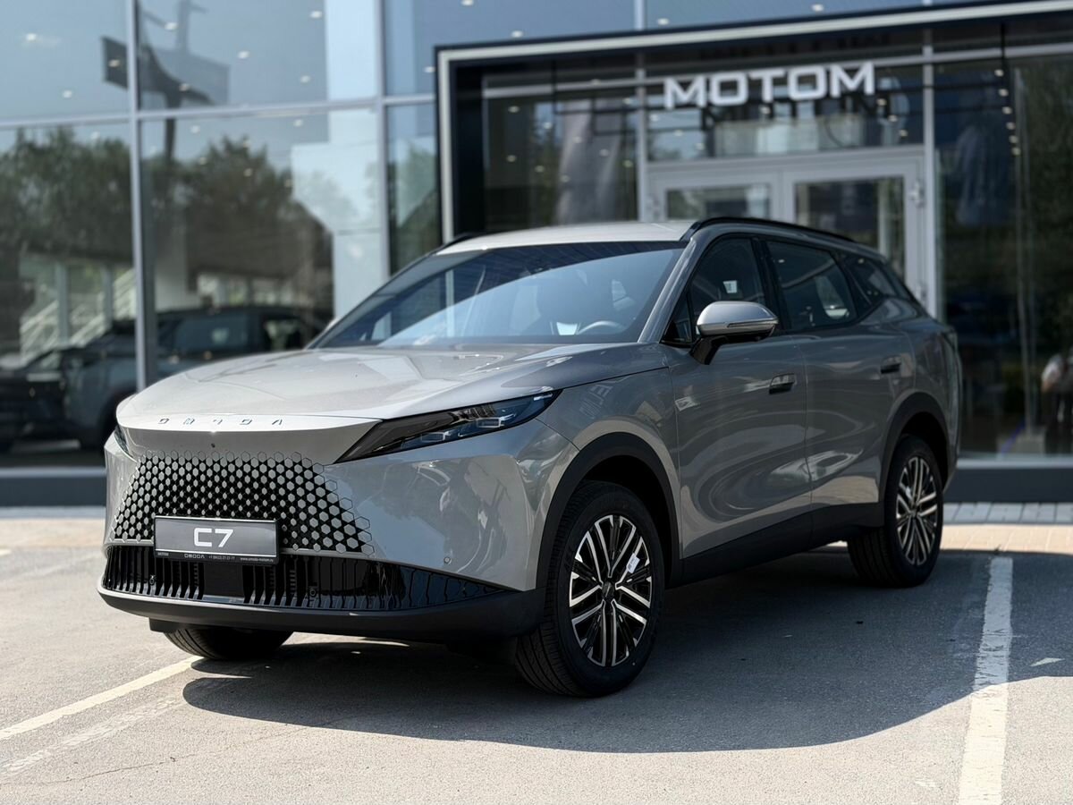 Открыть фотографии: Omoda C7