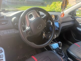 2012 Kia Rio 5-speed III, чёрный, 720000 рублей, вид 5