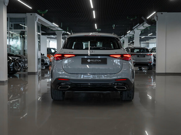 2026 Mercedes-Benz GLC 300 II (X254), серый - вид 5