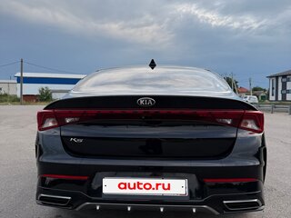 2020 Kia K5 III, чёрный, 2650000 рублей, вид 5