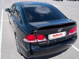 2010 Honda Civic VIII Рестайлинг, чёрный, 720000 рублей, вид 5