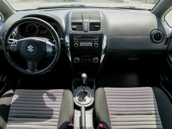 2010 Suzuki SX4 I (Classic) Рестайлинг, серебристый, 830000 рублей - вид 14