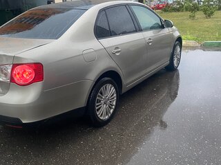 2008 Volkswagen Jetta V, бежевый, 520000 рублей, вид 3