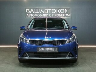 2021 Kia Rio IV Рестайлинг, синий, 1680000 рублей, вид 3