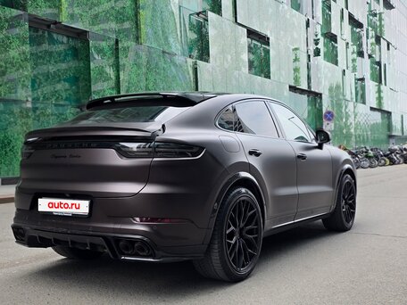 2019 Porsche Cayenne Turbo Coupé III, коричневый, 8600000 рублей, вид 3