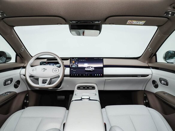 2026 Changan Qiyuan A06 28.39 kWh, серебристый, 2880000 рублей - вид 6