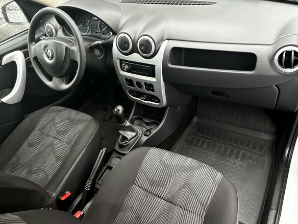 2014 Renault Logan I Рестайлинг, белый - вид 10