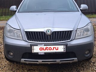 2012 Skoda Octavia Scout II (A5) Рестайлинг, серебристый, 750000 рублей, вид 1