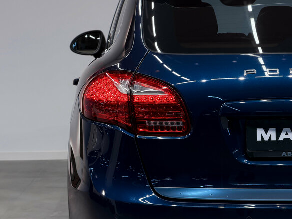 2010 Porsche Cayenne Diesel II (958), синий, 2649000 рублей - вид 22