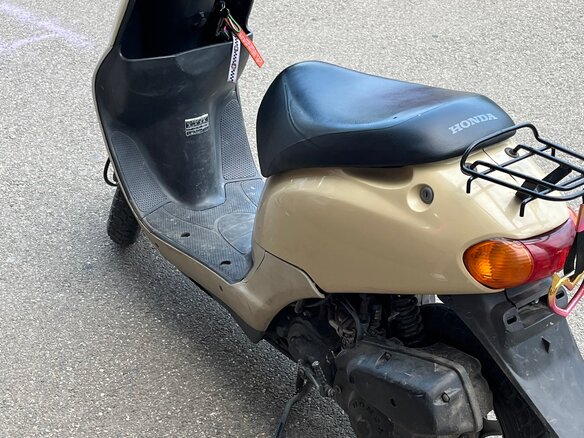 1999 Honda Dio, бежевый, 35000 рублей