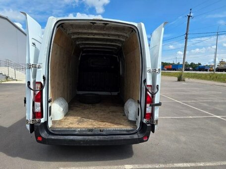 2017 Renault Master, белый, 1600000 рублей, вид 5