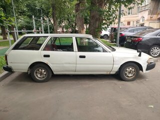 1988 Toyota Corona VIII (T170), белый, 110000 рублей, вид 2