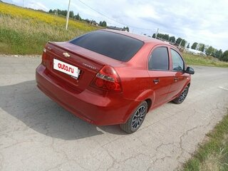 2010 Chevrolet Aveo I Рестайлинг, красный, 333000 рублей, вид 4