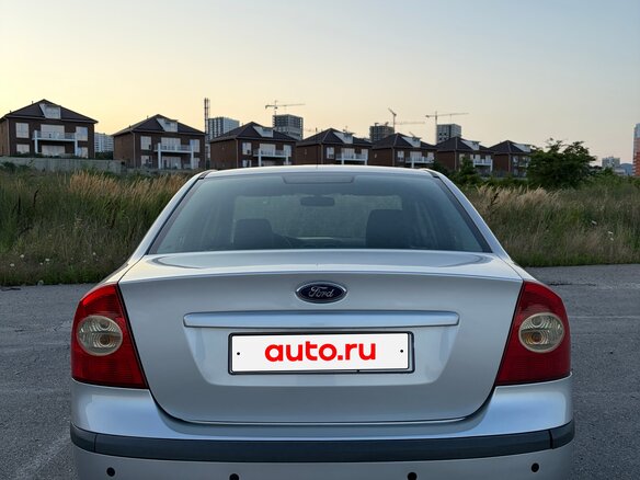 2008 Ford Focus II, серебристый, 360000 рублей - вид 4