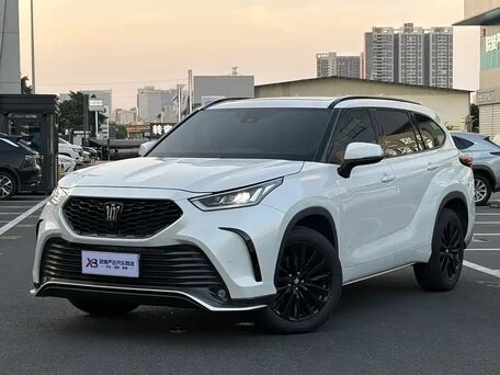 Toyota Crown Kluger