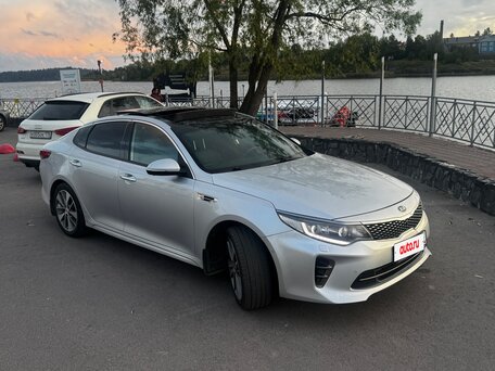 2017 Kia Optima IV, серебристый, 1580000 рублей, вид 3