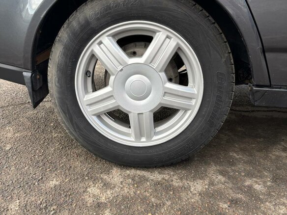 2017 Lada (ВАЗ) Priora I Рестайлинг, серебристый, 700000 рублей - вид 12