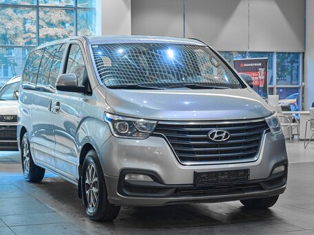 2020 Hyundai H-1 II Рестайлинг 2, серый, 2599000 рублей, вид 1