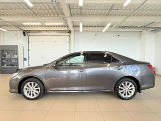 2012 Toyota Camry VII (XV50), серый, 1949900 рублей, вид 3