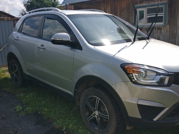 2015 SsangYong Actyon II Рестайлинг, серебристый, 1400000 рублей - вид 7