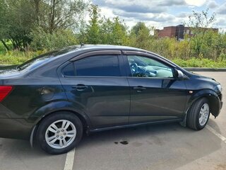 2014 Chevrolet Aveo II, чёрный, 600000 рублей, вид 3