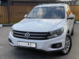 2012 Volkswagen Tiguan I Рестайлинг, белый, 1050000 рублей, вид 2