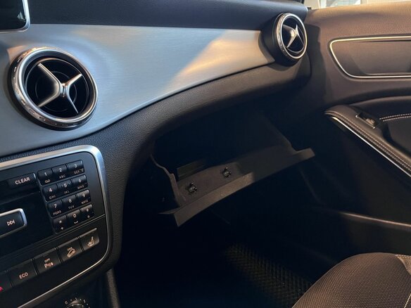 2014 Mercedes-Benz GLA 250 I (X156), белый, 1798000 рублей - вид 29