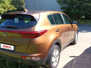 2017 Kia Sportage IV, коричневый, 1950000 рублей, вид 4