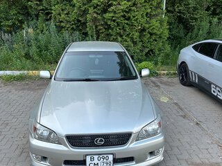 2000 Toyota Altezza, серебристый, 1300000 рублей, вид 4