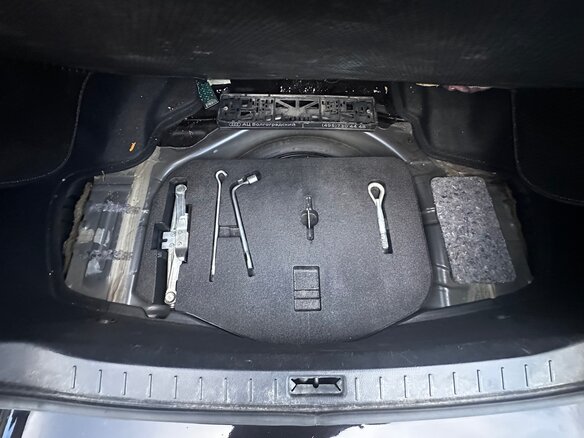 2011 Infiniti G G25 IV, чёрный - вид 16