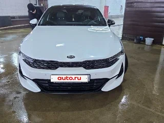 2020 Kia K5 III, белый, 2700000 рублей, вид 1