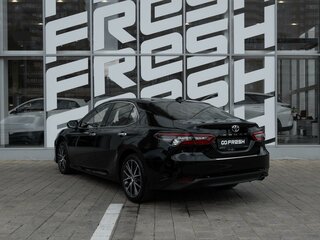 2024 Toyota Camry VIII (XV70) Рестайлинг, чёрный, 5150000 рублей, вид 2