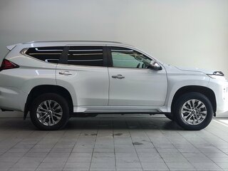 2020 Mitsubishi Pajero Sport III Рестайлинг, белый, 3750000 рублей, вид 4