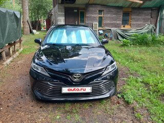 2020 Toyota Camry VIII (XV70), чёрный, 2250000 рублей, вид 3
