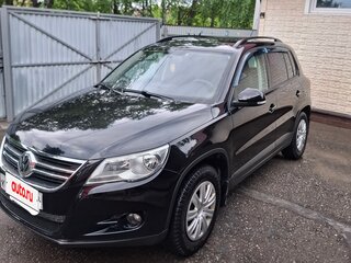 2011 Volkswagen Tiguan I, чёрный, 1100000 рублей, вид 1