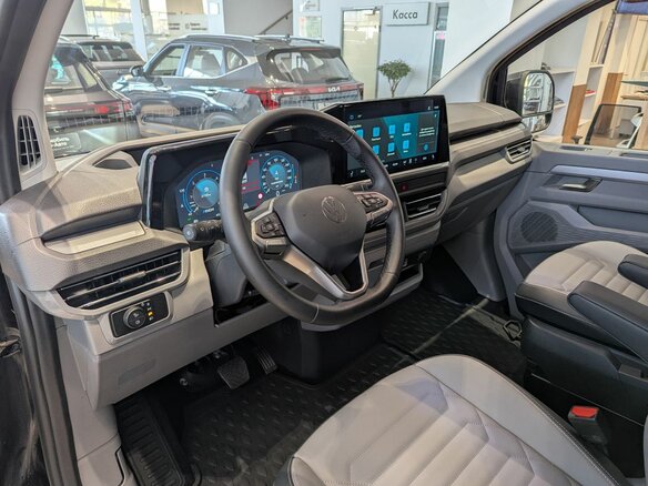 2025 Volkswagen Caravelle T7, чёрный, 10490000 рублей - вид 13