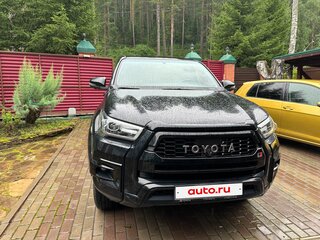 2022 Toyota Hilux VIII Рестайлинг 2, чёрный, 7000000 рублей, вид 1