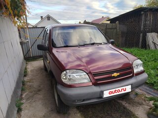 2004 Chevrolet Niva I, пурпурный, 210000 рублей, вид 1