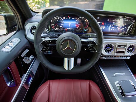 2026 Mercedes-Benz G-Класс 450 d III (W465) Рестайлинг, серый, 24500000 рублей, вид 2