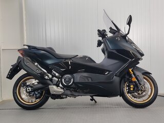 2022 Yamaha TMAX, зелёный, 1329000 рублей, вид 1