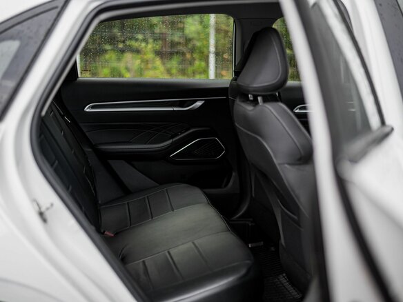 2024 Geely Emgrand II, белый, 1522000 рублей - вид 11