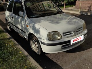 2000 Nissan March II (K11), белый, 160000 рублей, вид 3