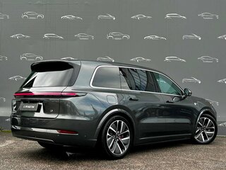 2024 Li Auto (Lixiang) L9 52.3 kWh I Рестайлинг, серый, 7330000 рублей, вид 2
