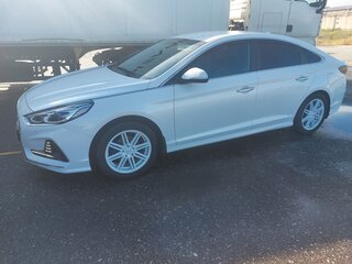 2019 Hyundai Sonata VII (LF) Рестайлинг, белый, 2200000 рублей, вид 3