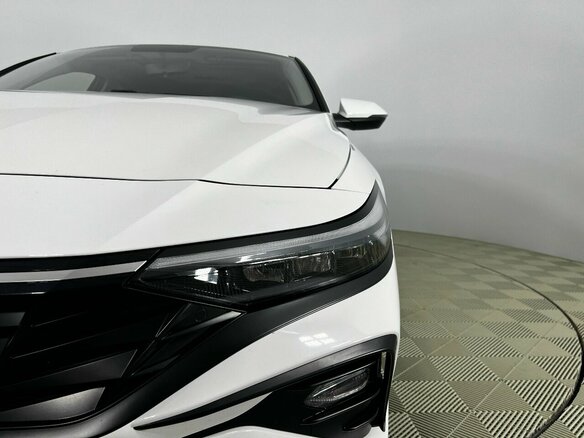 2023 Hyundai Elantra VII (CN7) Рестайлинг, белый - вид 8