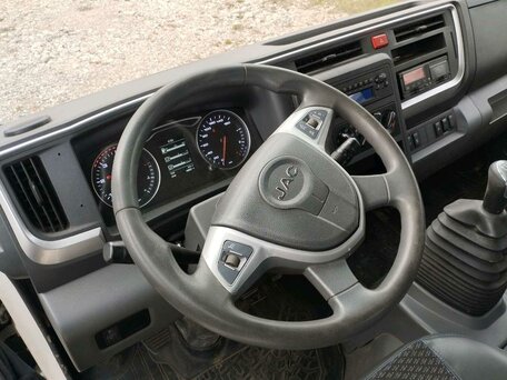 2024 JAC N120, белый, 7200000 рублей, вид 5